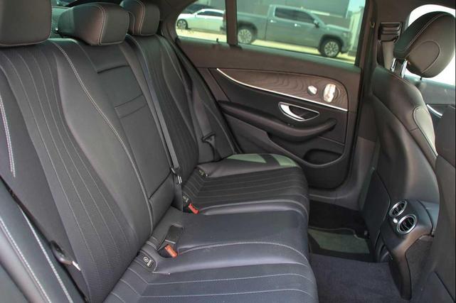 Photo of 2022 Black Mercedes-Benz E-Class