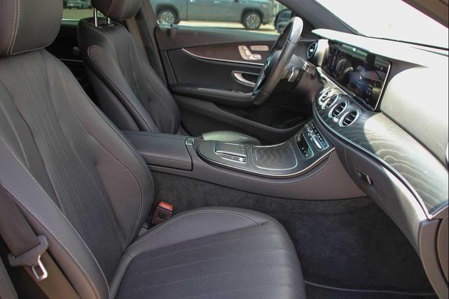 Photo of 2022 Black Mercedes-Benz E-Class
