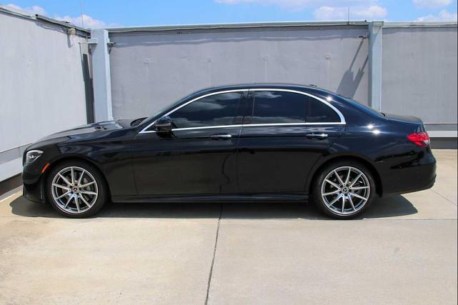 Photo of 2022 Black Mercedes-Benz E-Class