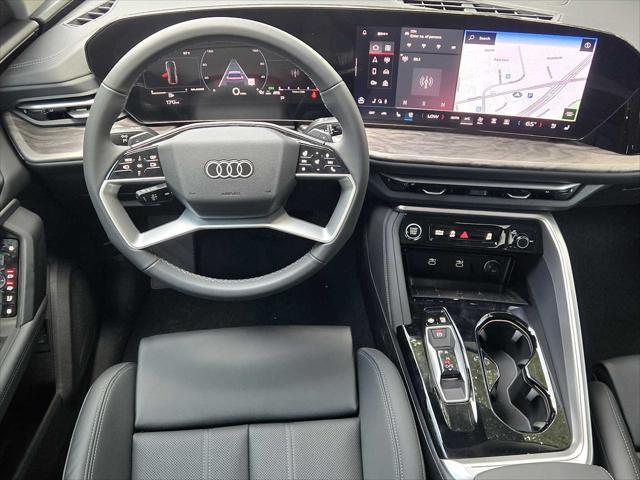 Photo of 2025 WHITE Audi Q5