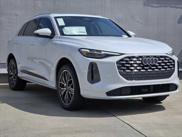 Photo of 2025 WHITE Audi Q5