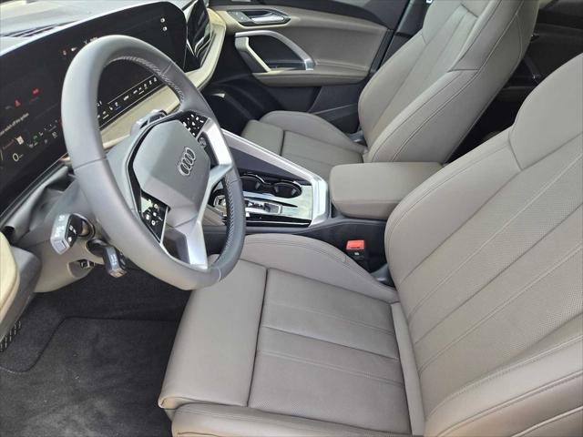 Photo of 2025 WHITE Audi Q5