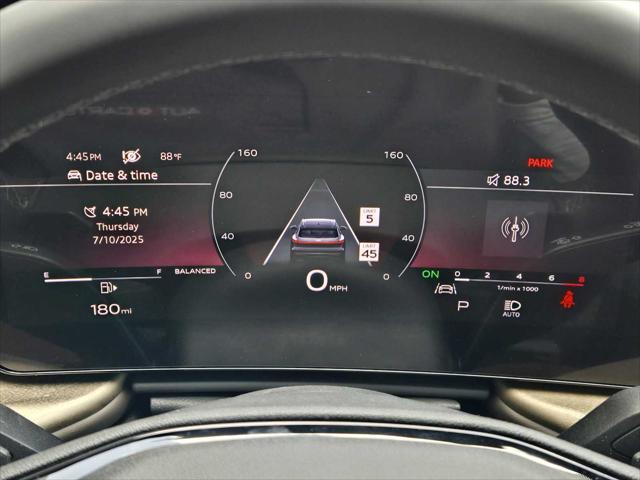 Photo of 2025 Tambora Gray Metallic Audi Q5