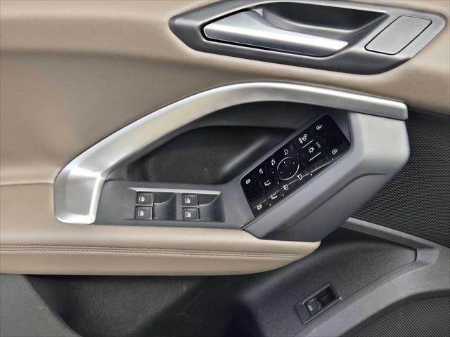 Photo of 2025 Tambora Gray Metallic Audi Q5