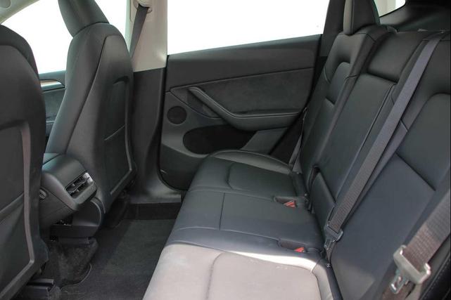 Photo of 2023 Midnight Silver Metallic Tesla Model Y