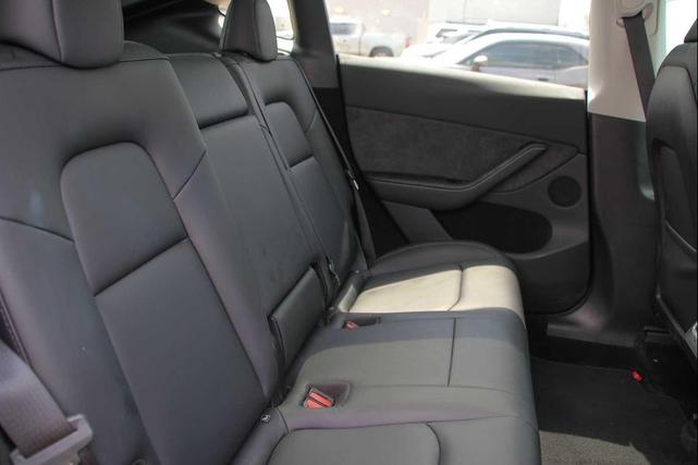 Photo of 2023 Midnight Silver Metallic Tesla Model Y
