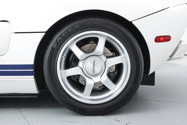 Photo of 2006 Centennial White Clearcoat Ford GT