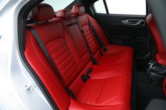 Photo of 2025 Gray Alfa Romeo Giulia
