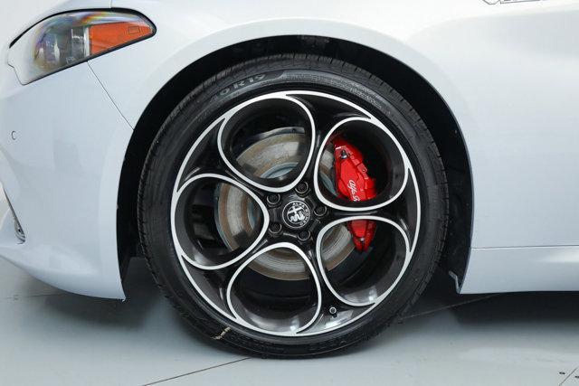 Photo of 2025 Gray Alfa Romeo Giulia