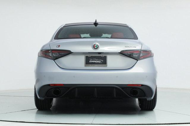 Photo of 2025 Gray Alfa Romeo Giulia