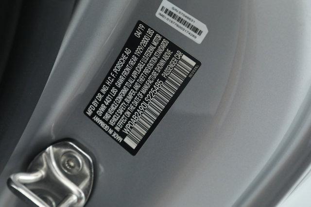 Photo of 2020 Silver Porsche 911