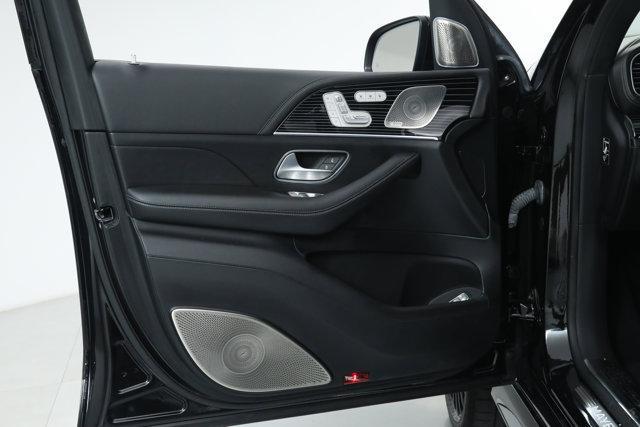 Photo of 2023 Black Mercedes-Benz Maybach GLS 600