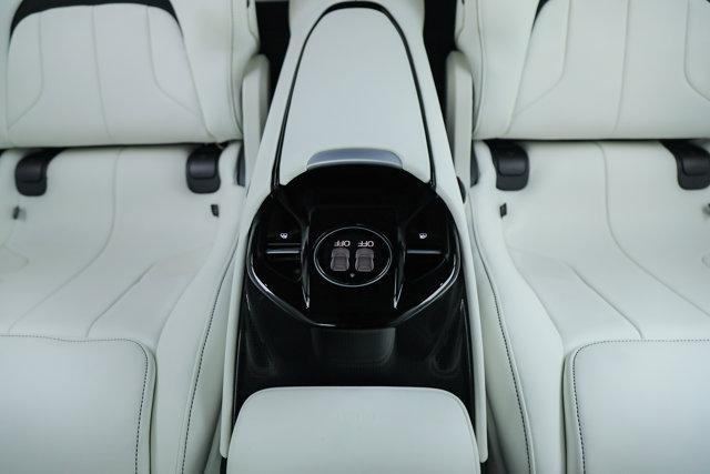 Photo of 2024 White Ferrari Purosangue