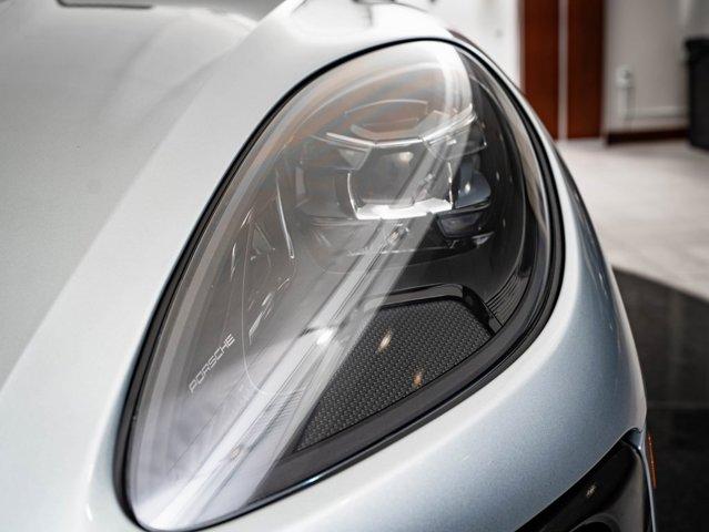 Photo of 2021 Dolomite Silver Metallic Porsche Macan