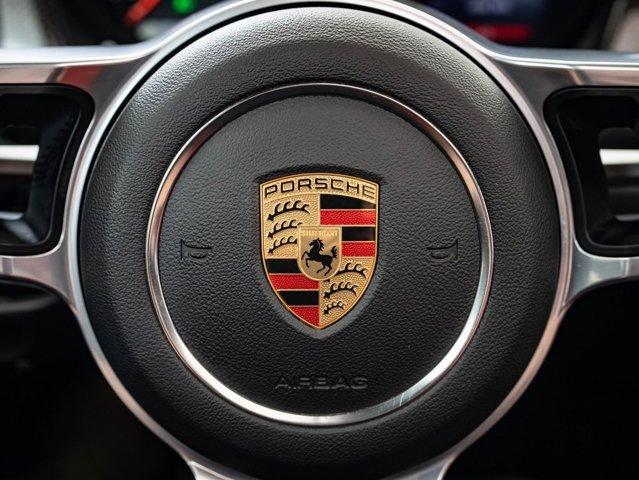 Photo of 2021 Dolomite Silver Metallic Porsche Macan