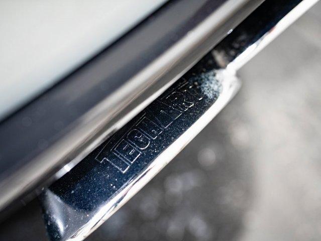 Photo of 2021 Dolomite Silver Metallic Porsche Macan