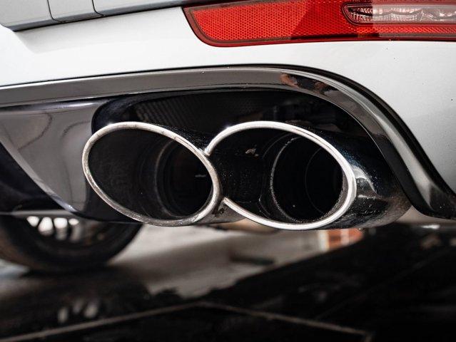 Photo of 2021 Dolomite Silver Metallic Porsche Macan