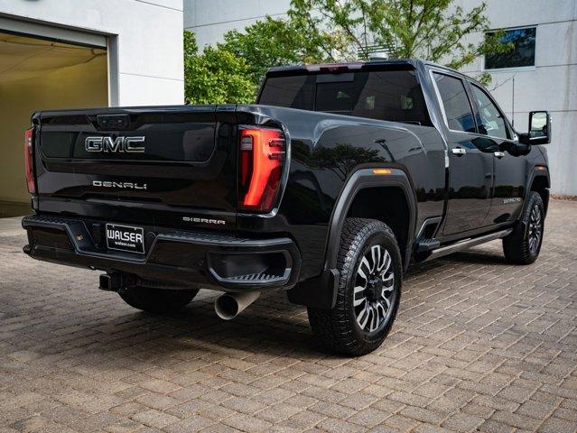 Photo of 2024 Onyx Black GMC Sierra 2500
