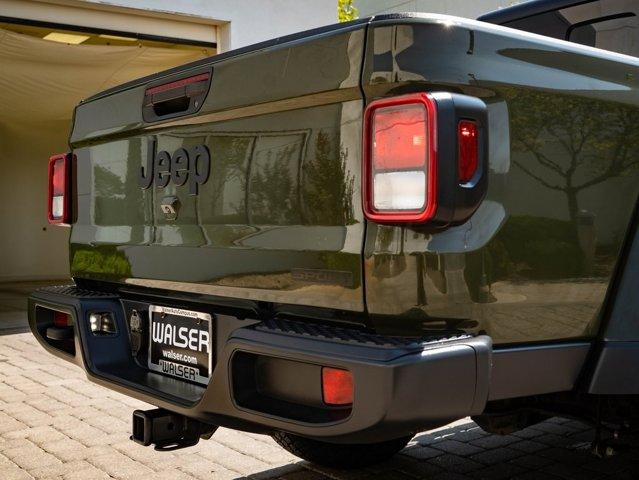 Photo of 2021 Sarge Green Clearcoat Jeep Gladiator