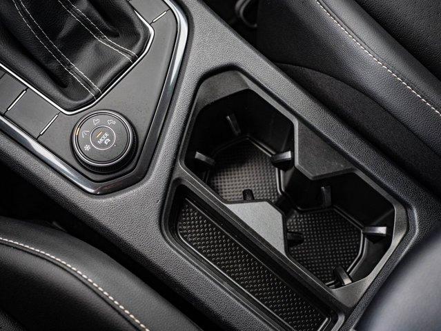 Photo of 2022 Deep Black Pearl Volkswagen Tiguan