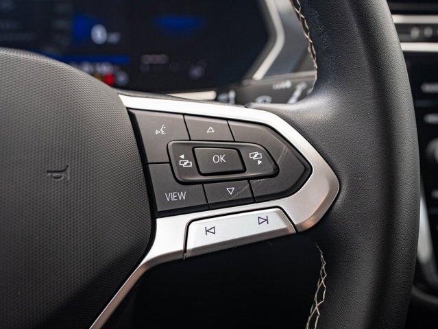 Photo of 2022 Deep Black Pearl Volkswagen Tiguan