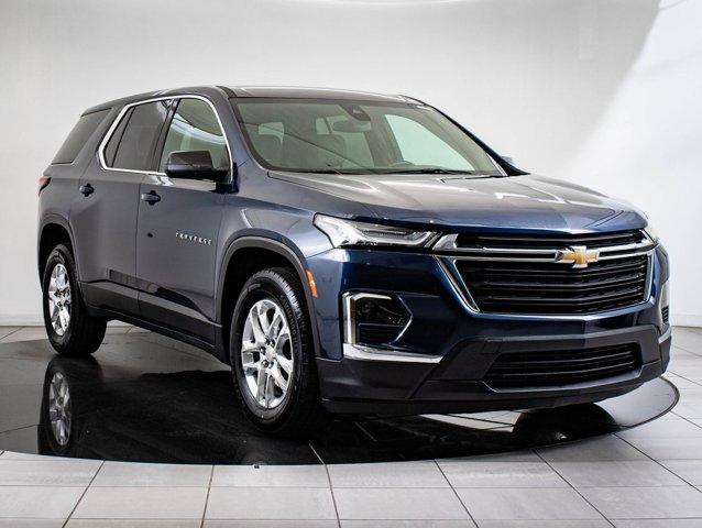 Photo of 2023 Northsky Blue Metallic Chevrolet Traverse
