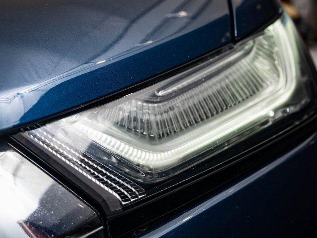 Photo of 2023 Northsky Blue Metallic Chevrolet Traverse