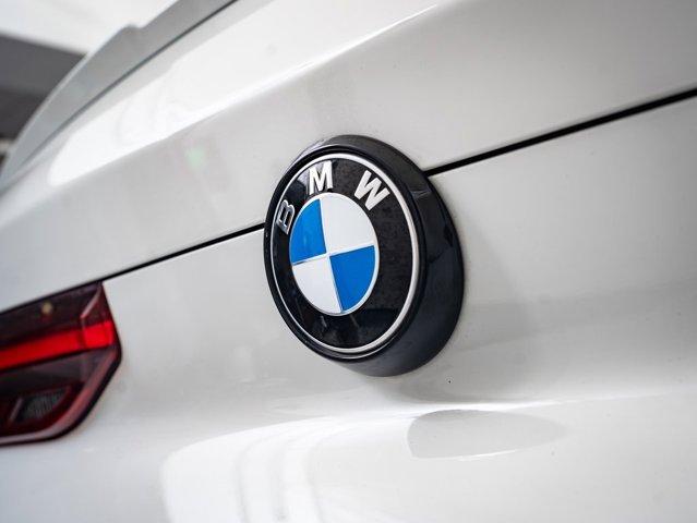 Photo of 2023 Alpine White BMW X6