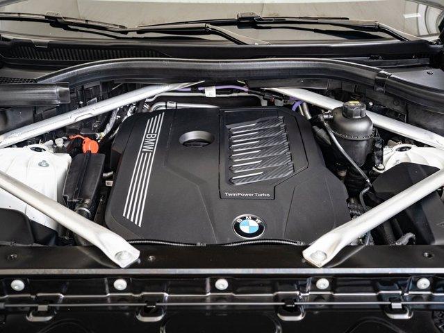 Photo of 2023 Alpine White BMW X6