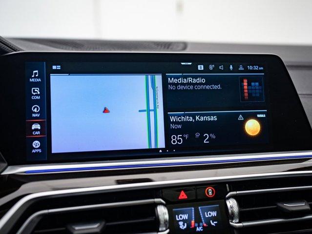 Photo of 2023 Alpine White BMW X6