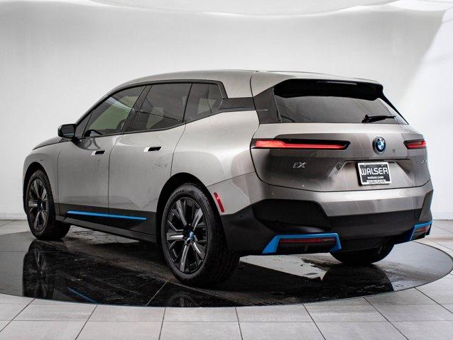 Photo of 2024 Oxide Grey Metallic BMW iX