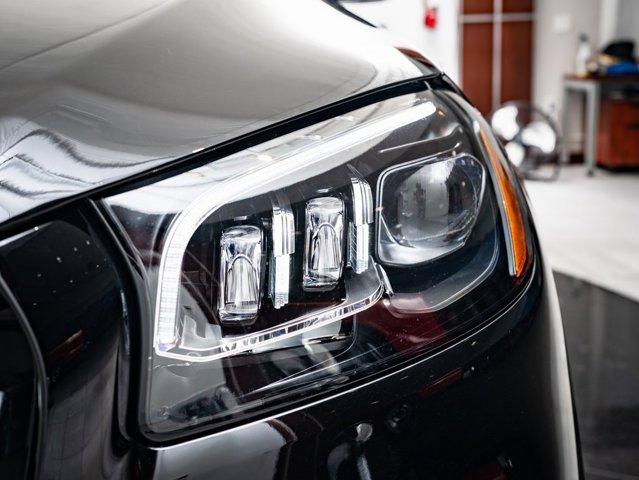 Photo of 2025 Black Mercedes-Benz GLS 450