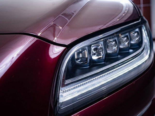 Photo of 2022 Burgundy Velvet Metallic Tinted Clearcoat Lincoln Nautilus