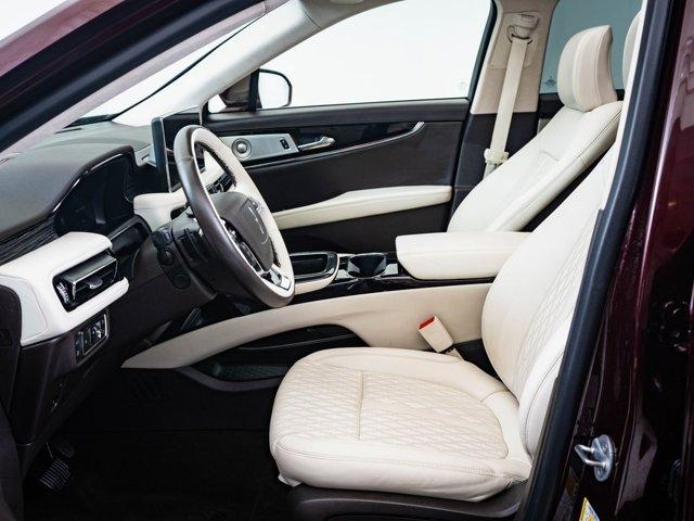 Photo of 2022 Burgundy Velvet Metallic Tinted Clearcoat Lincoln Nautilus