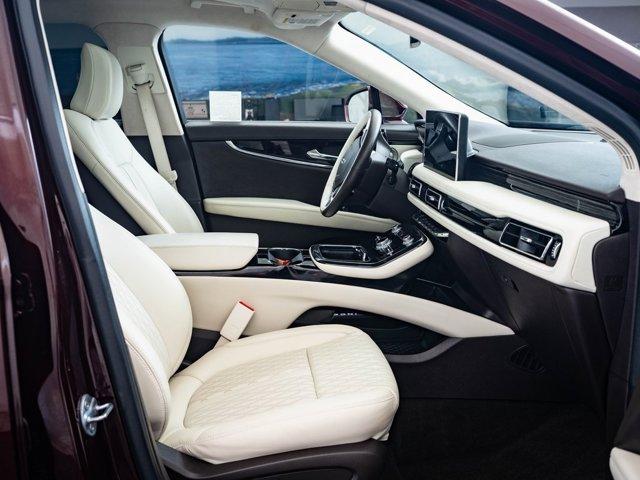 Photo of 2022 Burgundy Velvet Metallic Tinted Clearcoat Lincoln Nautilus