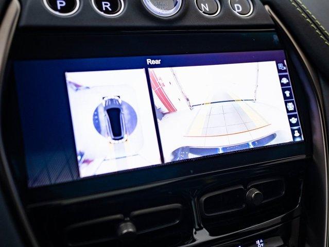 Photo of 2023 Q Lime Essence Aston Martin DBX