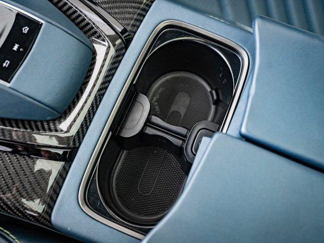 Photo of 2023 Q Lime Essence Aston Martin DBX