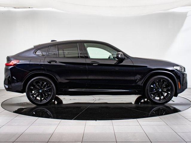 Photo of 2024 Carbon Black Metallic BMW X4