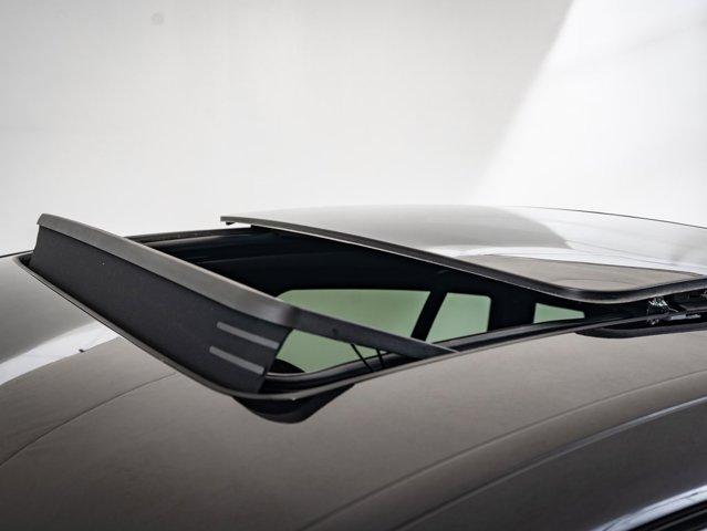 Photo of 2024 Carbon Black Metallic BMW X4