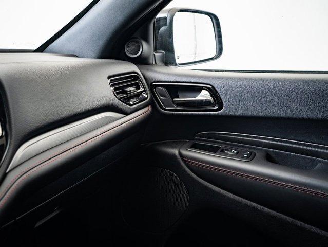 Photo of 2024 Db Black Crystal Clearcoat Dodge Durango