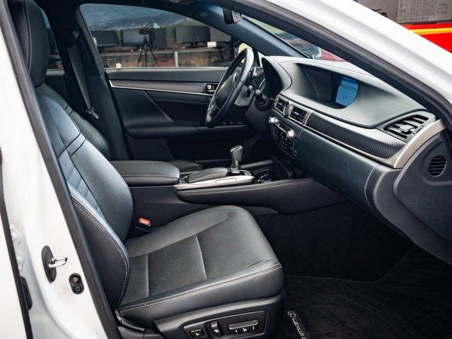 Photo of 2020 Ultra White Lexus GS 350