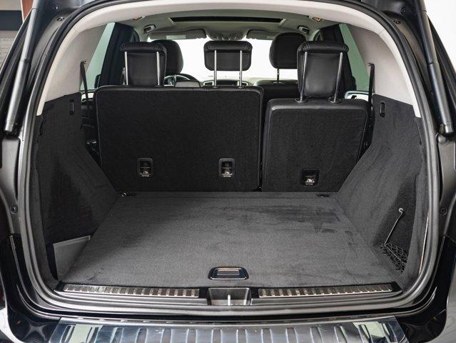 Photo of 2015 Black Mercedes-Benz M-Class