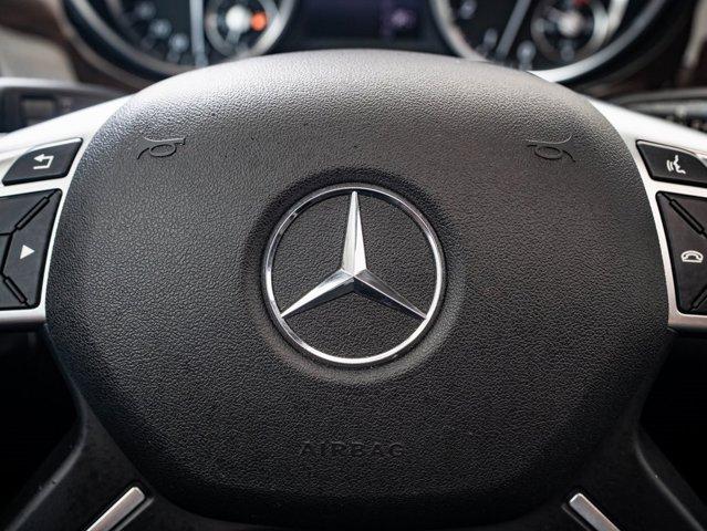 Photo of 2015 Black Mercedes-Benz M-Class