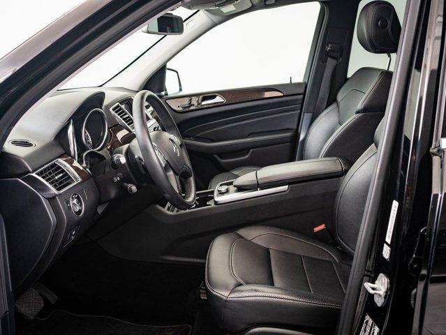 Photo of 2015 Black Mercedes-Benz M-Class