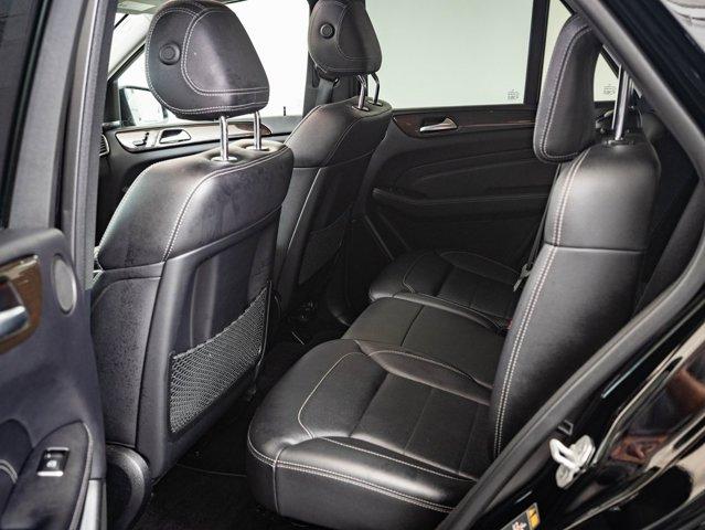 Photo of 2015 Black Mercedes-Benz M-Class