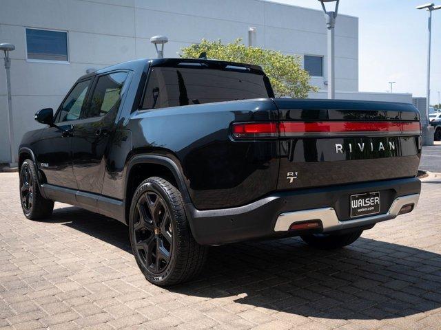 Photo of 2023 Black Rivian R1T