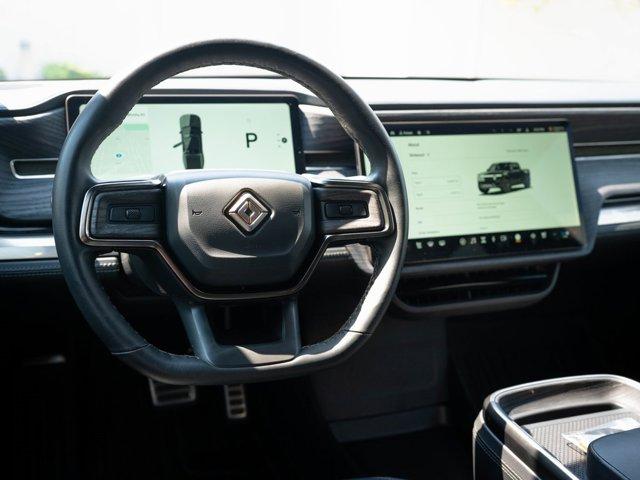 Photo of 2023 Black Rivian R1T