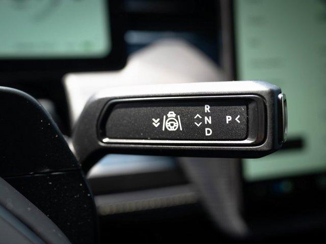 Photo of 2023 Black Rivian R1T