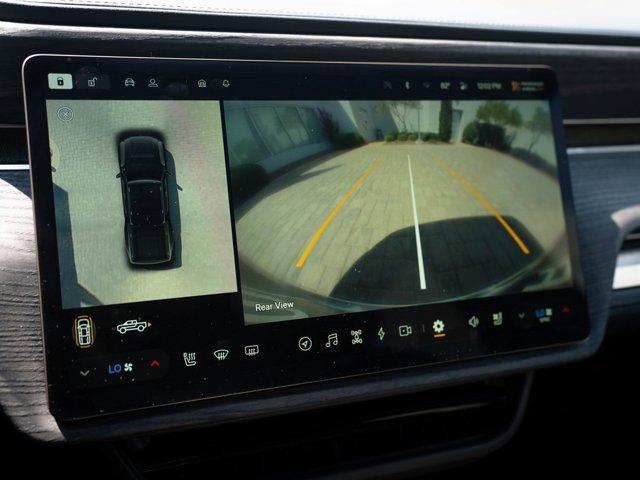 Photo of 2023 Black Rivian R1T