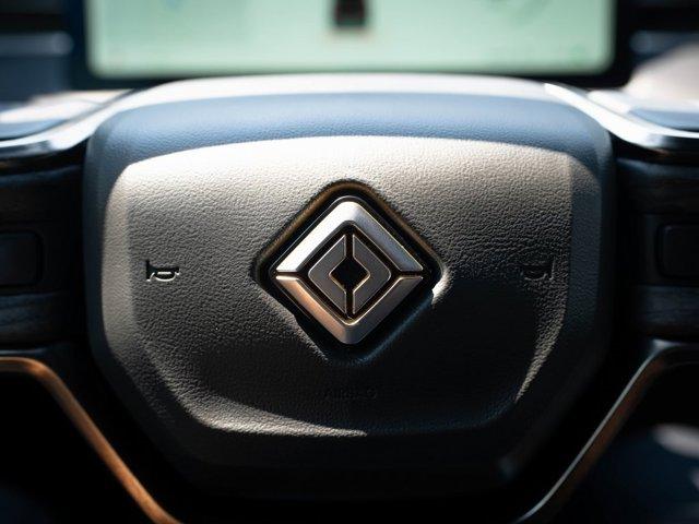 Photo of 2023 Black Rivian R1T